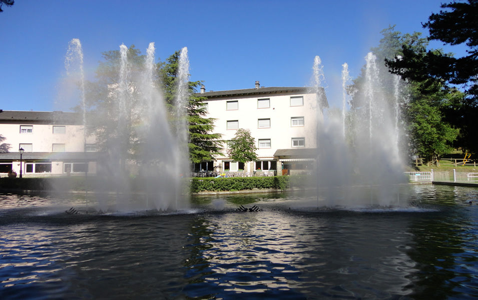 Hotel La Pardina Sabiñánigo Eksteriør bilde